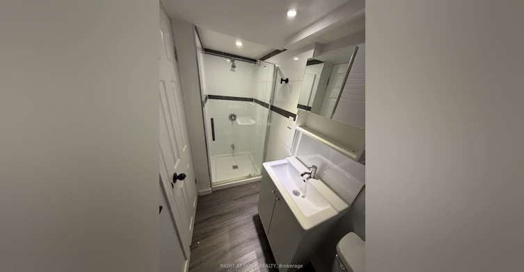 Bsmt.-2238 Delkus Crescent, Mississauga, ON, L5A 1K7 - 12