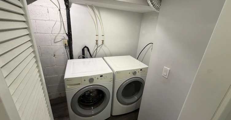 Bsmt.-2238 Delkus Crescent, Mississauga, ON, L5A 1K7 - 13