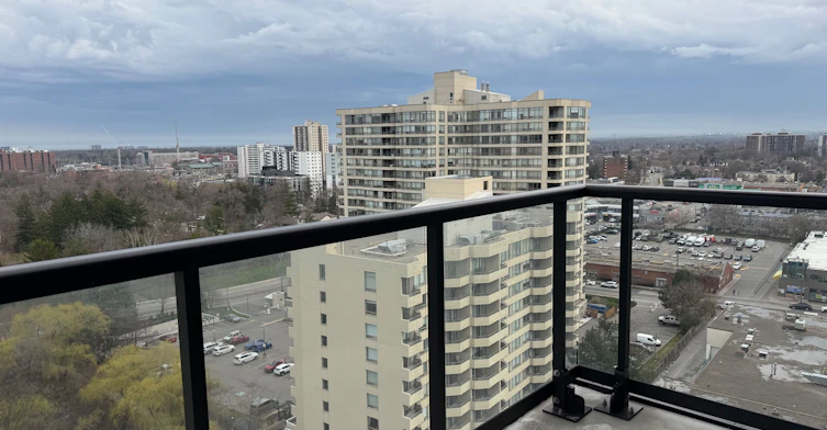 1314-86 Dundas Street E, Mississauga, ON, L5A 0B1 - 14