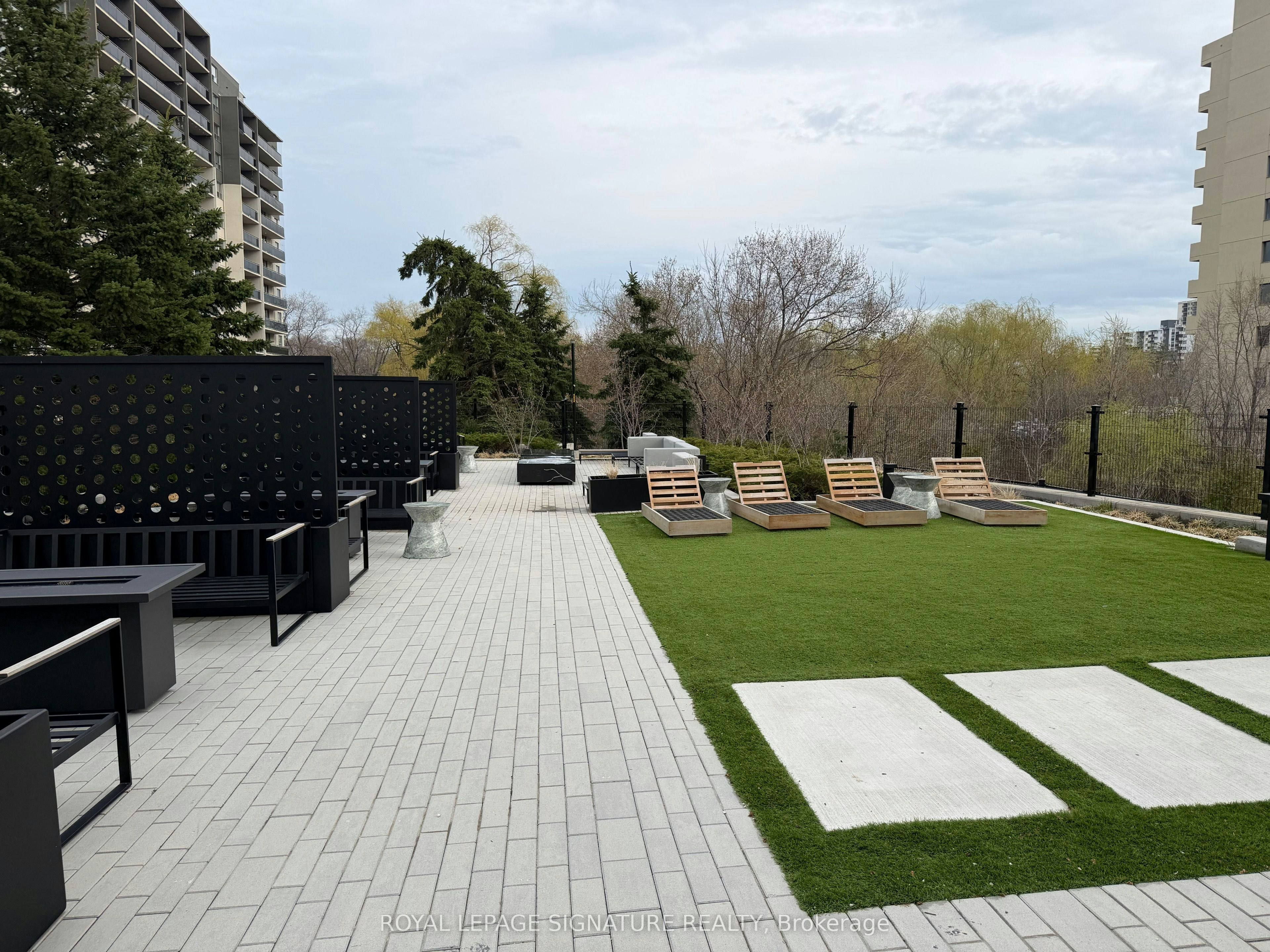 1314-86 Dundas Street E, Mississauga, ON, L5A 0B1 - 33