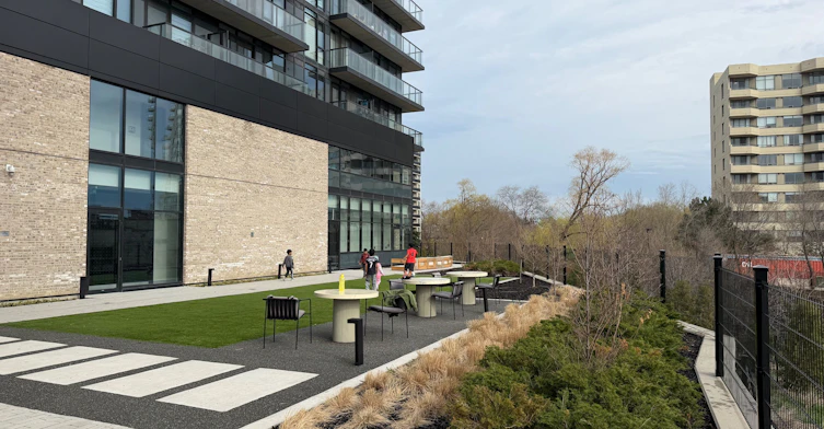 1314-86 Dundas Street E, Mississauga, ON, L5A 0B1 - 30