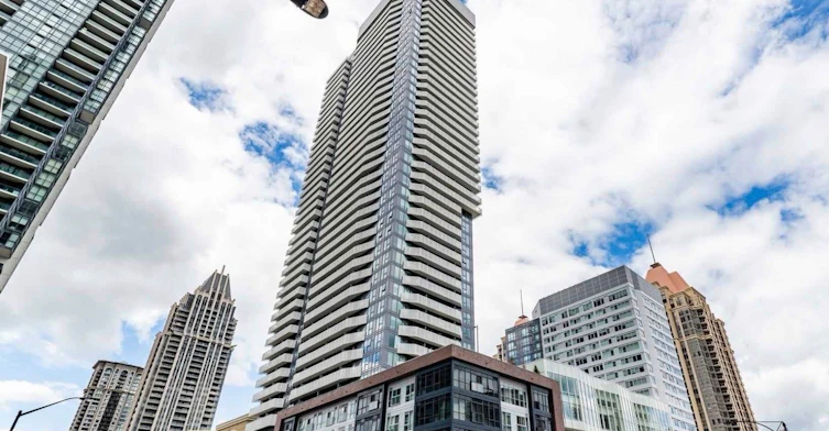 1204-4065 Confederation Parkway, Mississauga, ON, L5B 0L4