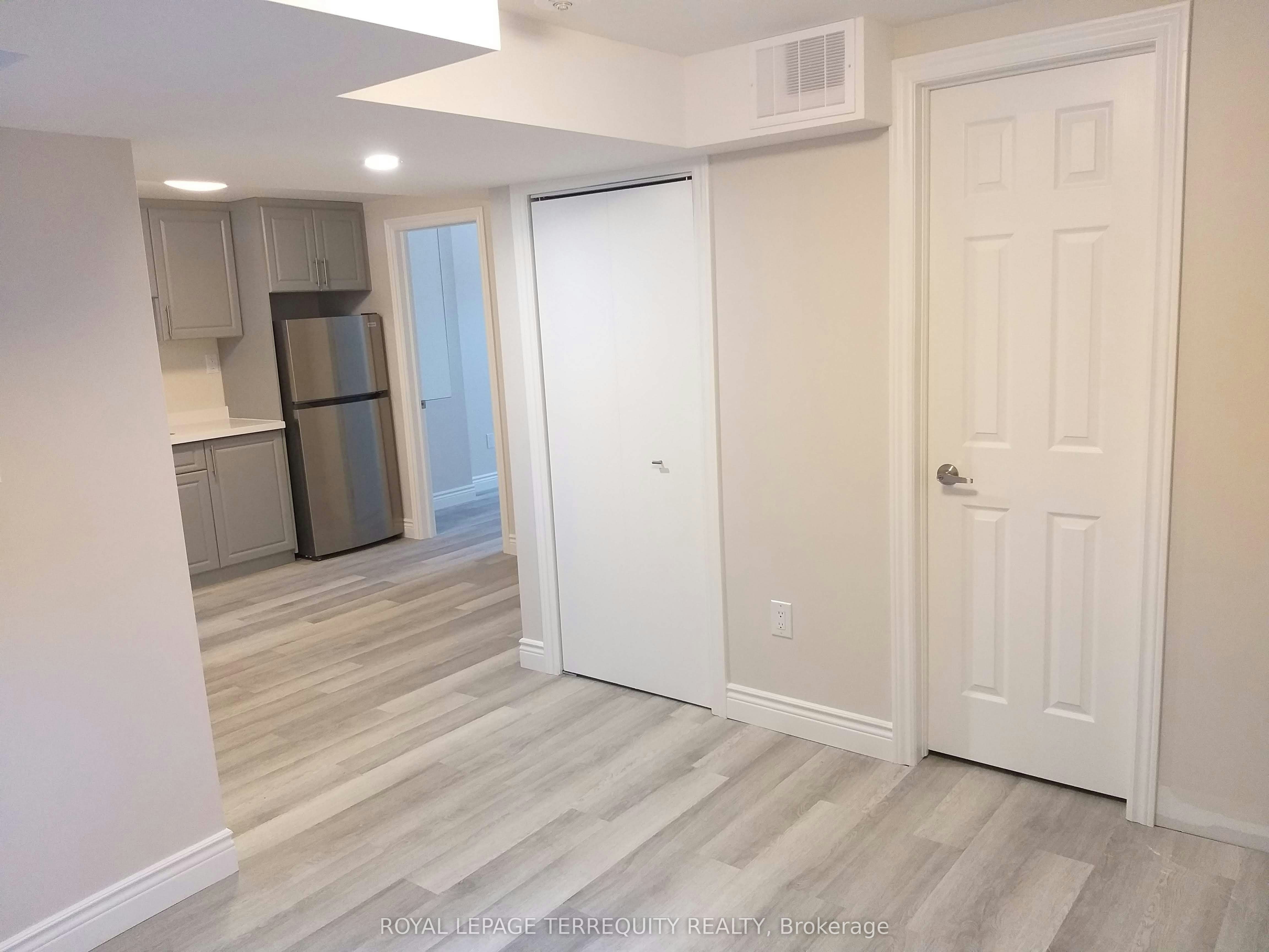 Basement-460 Chieftan Circle, Mississauga, ON, L4Z 3A6 - 5