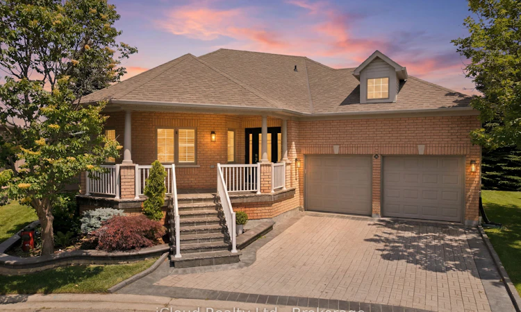 30 Orchard Park Gate