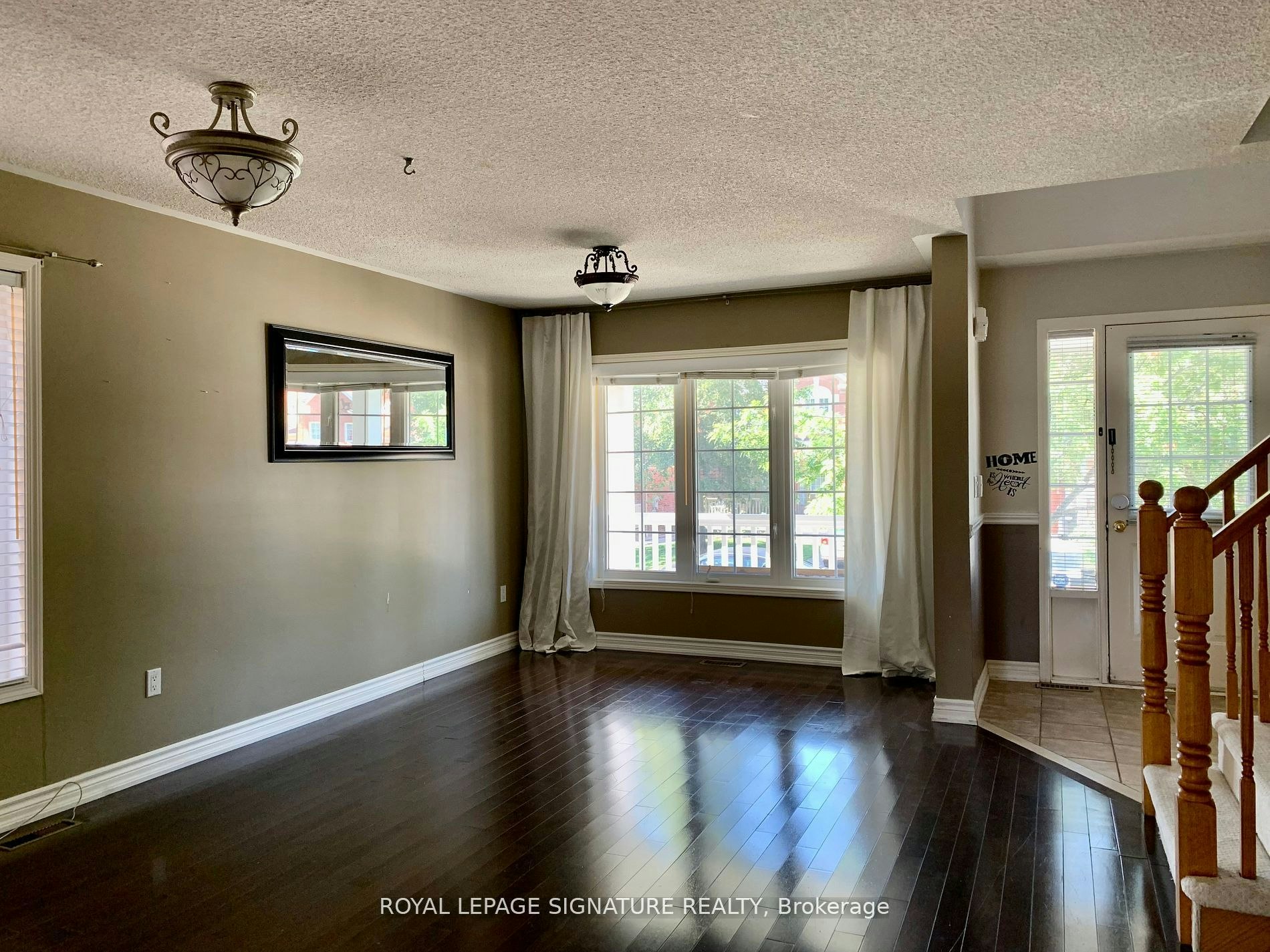 3173 High Springs Crescent, Mississauga, ON, L5B 4G6 - 3