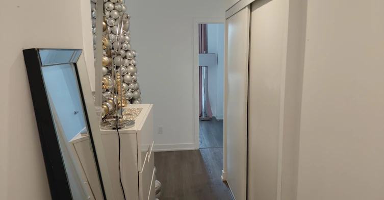 301-370 Martha Street, Burlington, ON, L7R 0G9 - 2