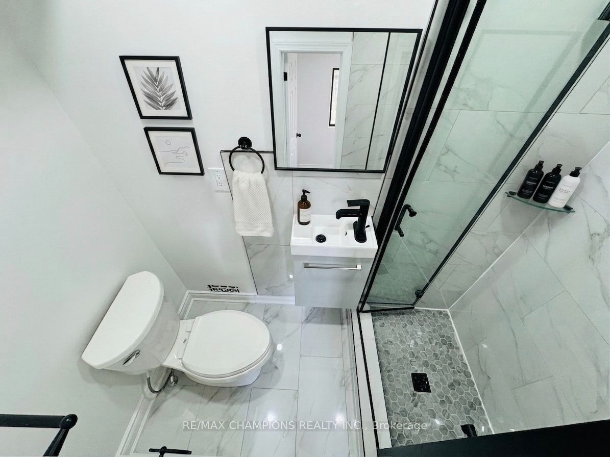2nd Flr-196 Caledonia Road, Toronto, ON, M6E 4S7 - 7