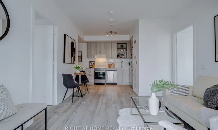 707-50 George Butchart Drive