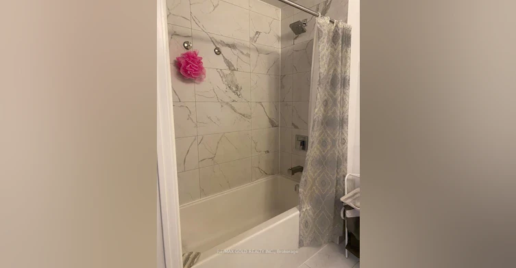 4065 Confederation Parkway, Mississauga, ON, L5B 0L4 - 3