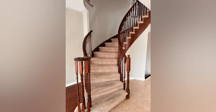 6 Nina Place, Brampton, ON, L7A 2E4 - 8