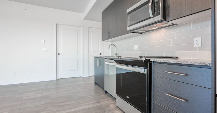 411-345 Wheat Boom Drive, Oakville, ON, L6H 7X5 - 9