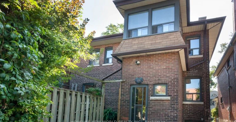 Lower-16 Laxton Avenue, Toronto, ON, M6K 1K9 - 2