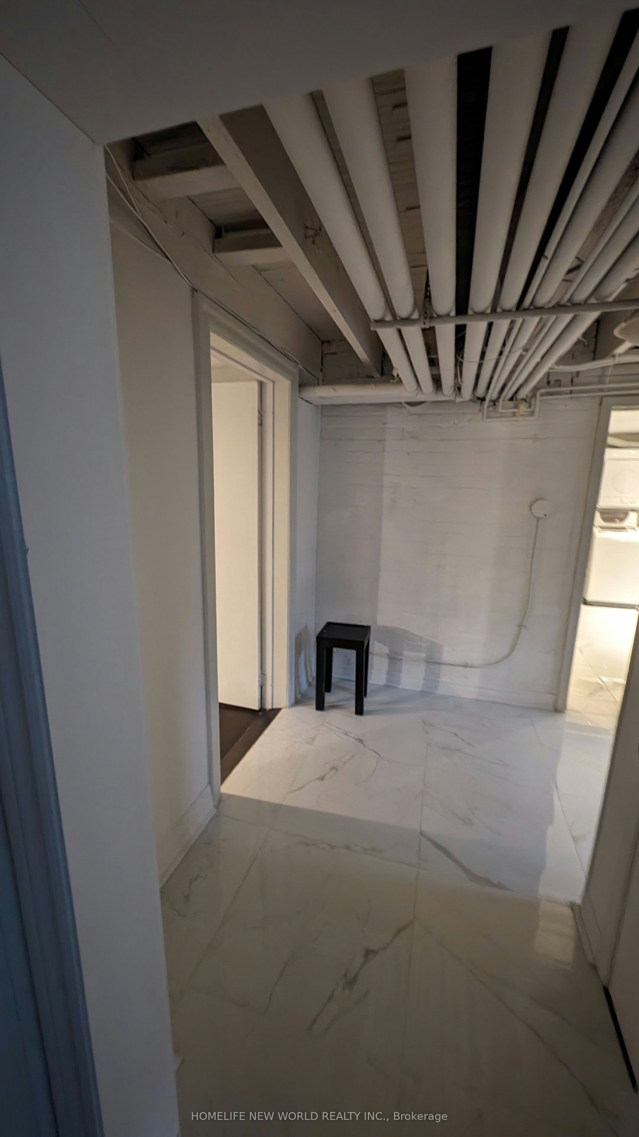 Lower-16 Laxton Avenue, Toronto, ON, M6K 1K9 - 12