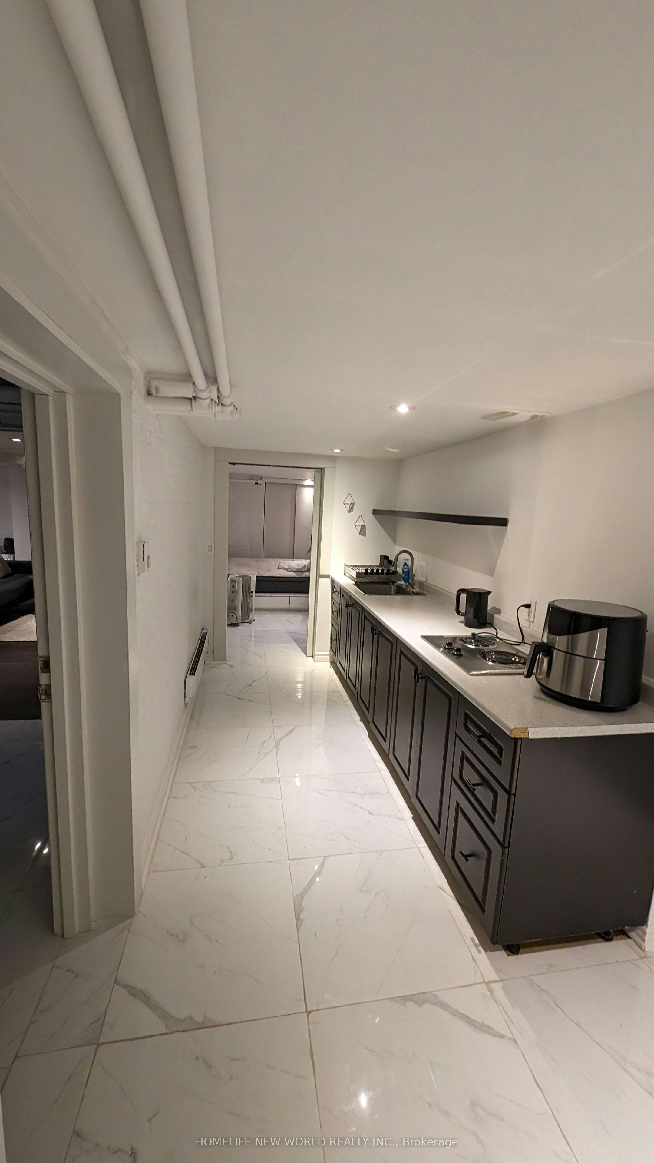 Lower-16 Laxton Avenue, Toronto, ON, M6K 1K9 - 19