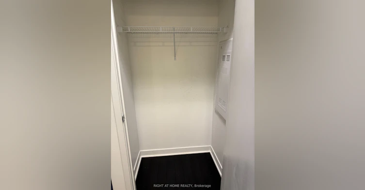 501-360 Square One Drive, Mississauga, ON, L5B 0G7 - 17