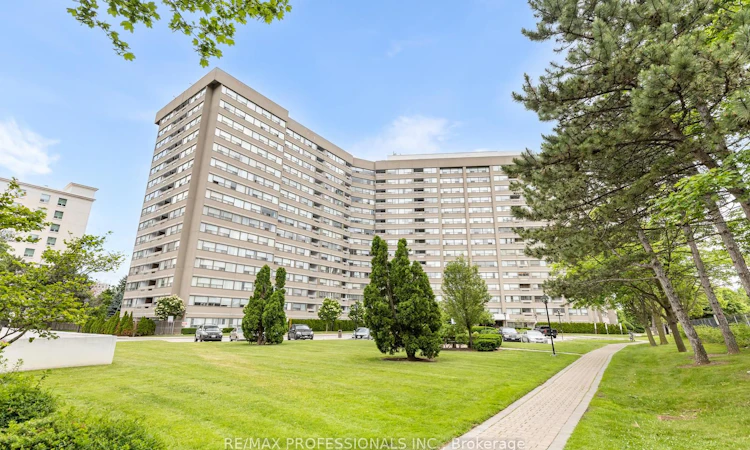 406-475 The West Mall N/A