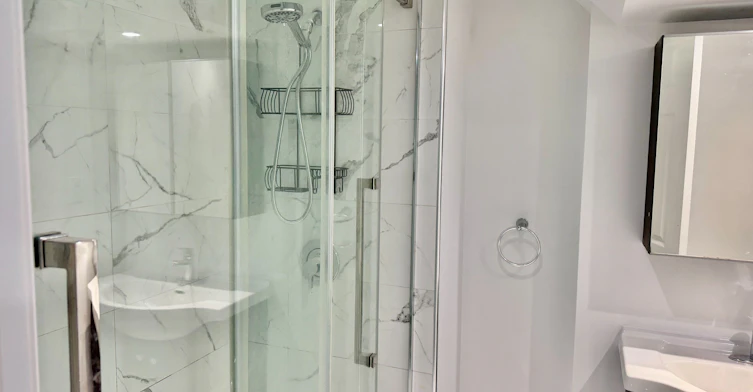 80 Midcrest Circle, Brampton, ON, L6Y 0B7 - 4