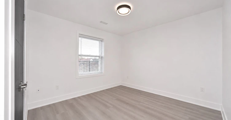 5-230 Boon Avenue, Toronto, ON, M6E 3Z8 - 18