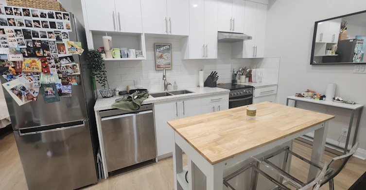 4-998 Bloor Street W, Toronto, ON, M6H 1L8 - 4