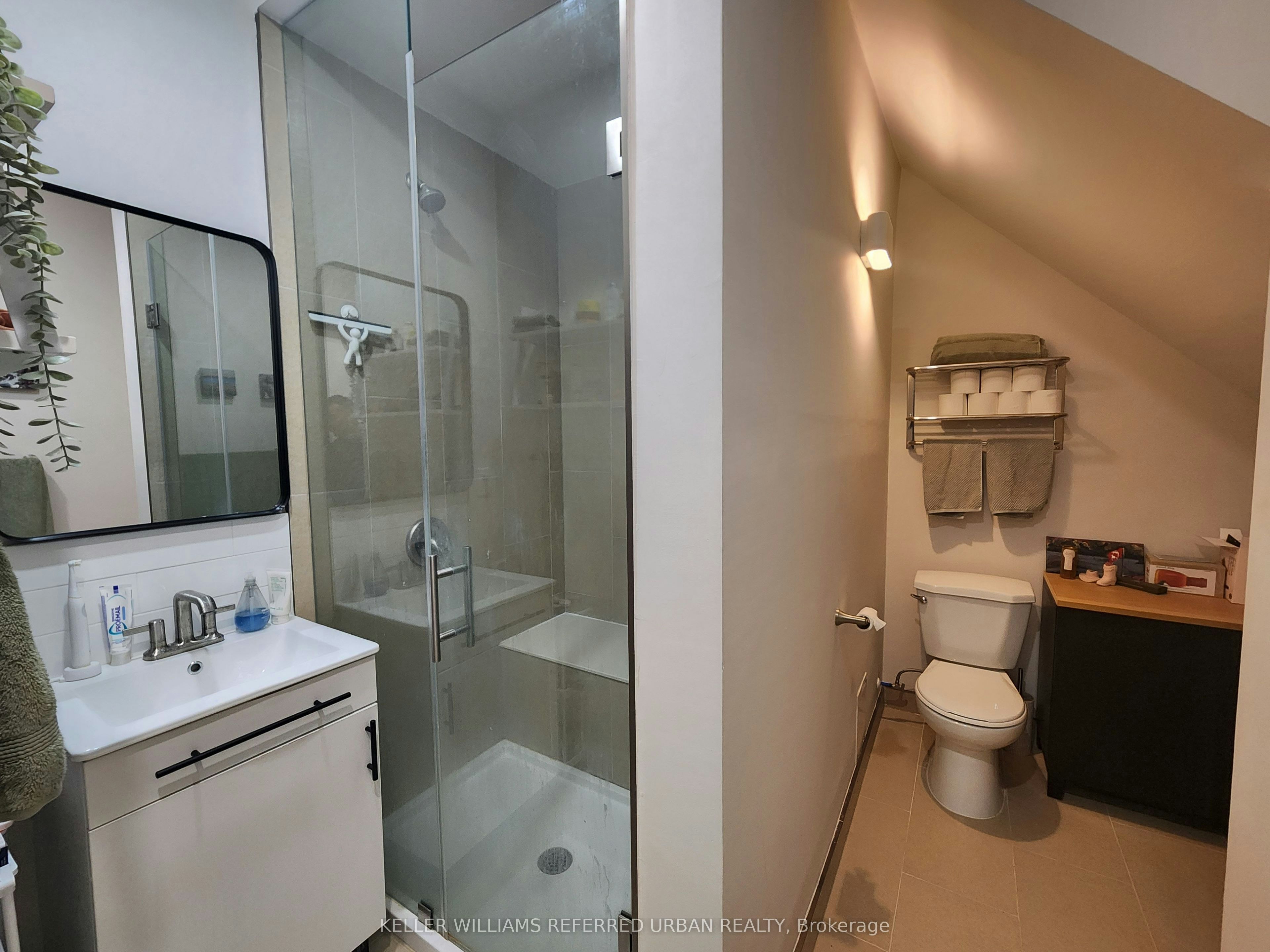 4-998 Bloor Street W, Toronto, ON, M6H 1L8 - 10