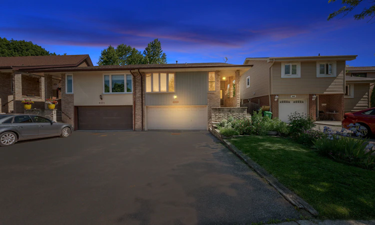 4069 Jefton Crescent
