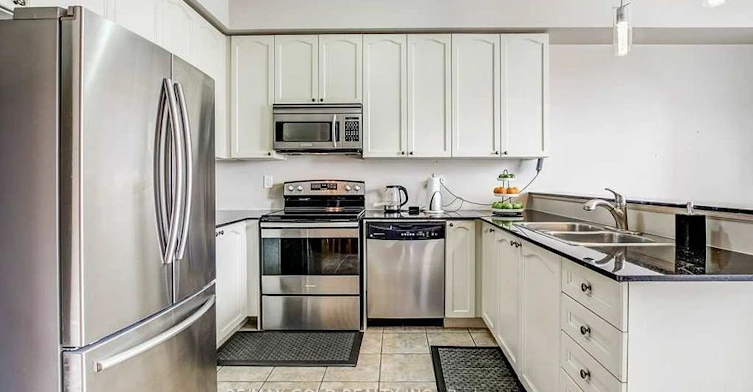 6 Cailiff Street, Brampton, ON, L6Y 0P9 - 8