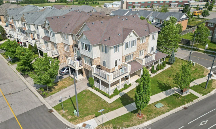 800 Fowles Court