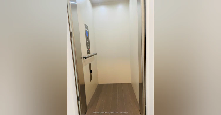 87-60 Lou Parsons Way, Mississauga, ON, L5H 0B2 - 10