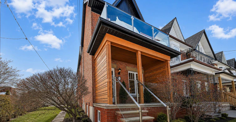 Basement-9 Southview Avenue, Toronto, ON, M6H 1T3