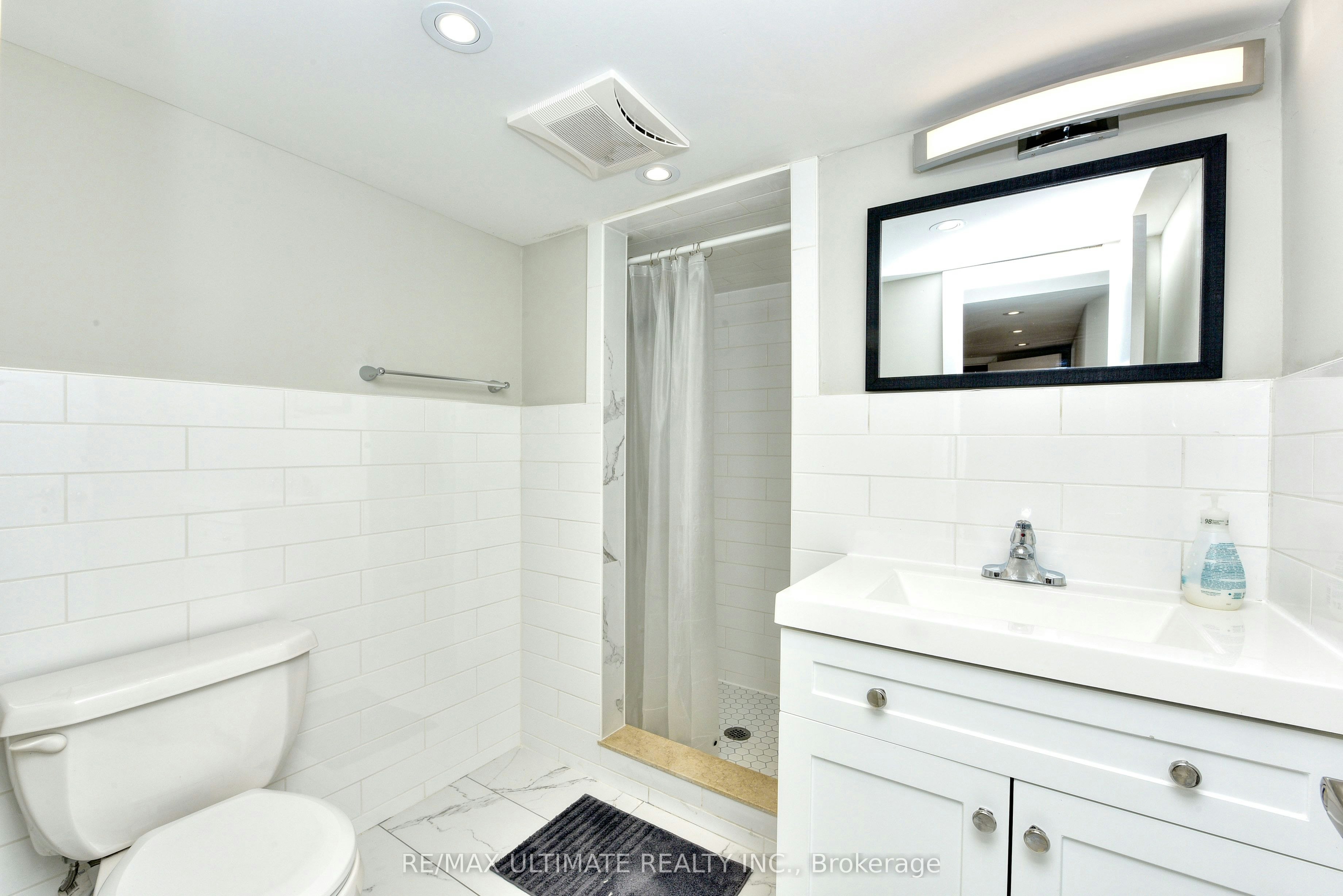 Basement-9 Southview Avenue, Toronto, ON, M6H 1T3 - 5