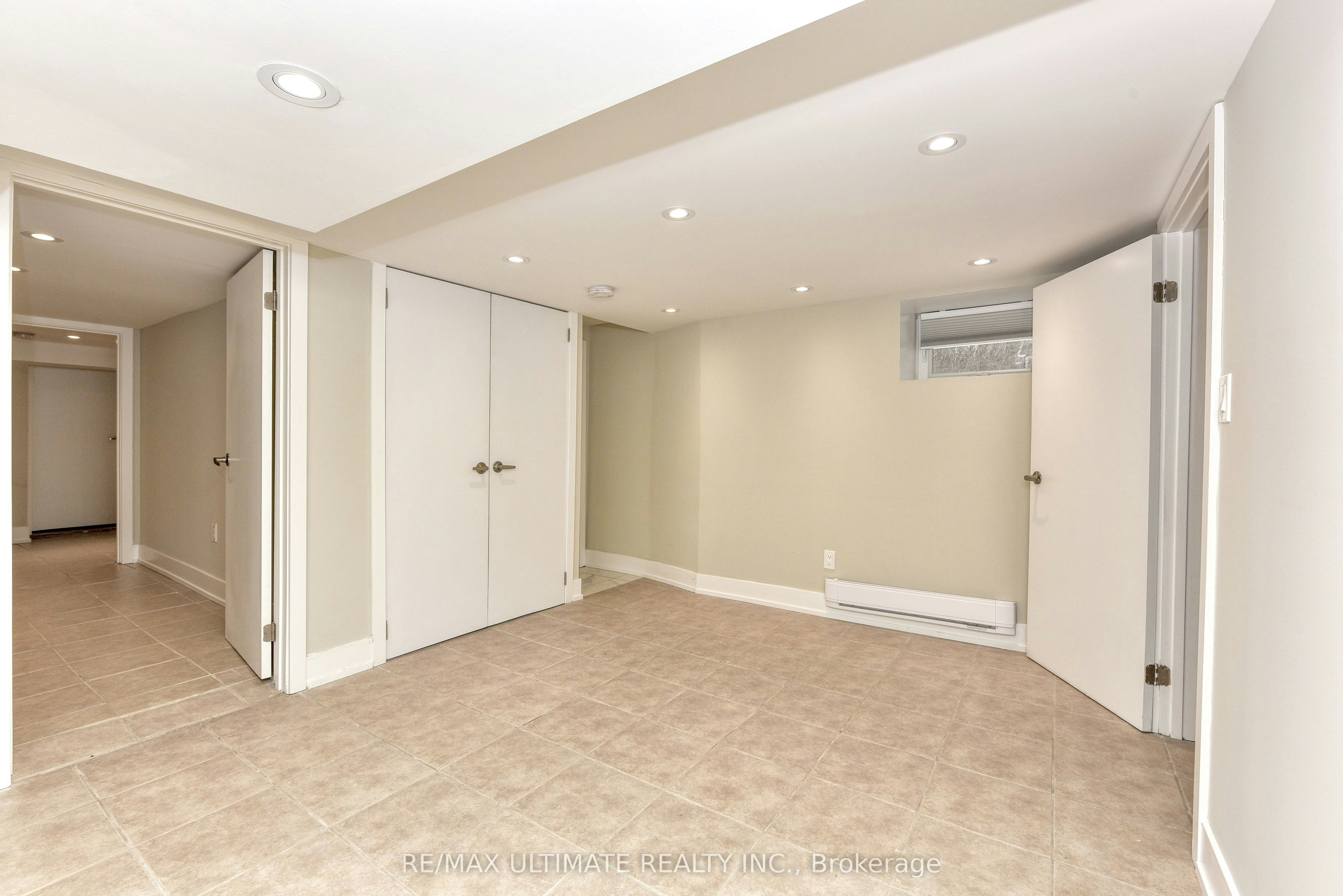 Basement-9 Southview Avenue, Toronto, ON, M6H 1T3 - 10