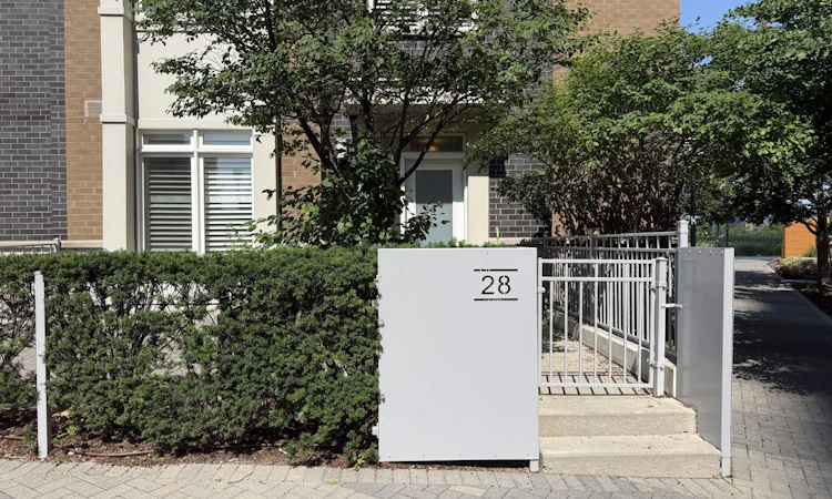 128(28)-370 Square One Drive