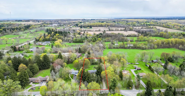 1368 2 Side Road, Burlington, ON, L7P 0G9 - 6