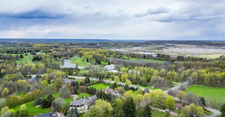 1368 2 Side Road, Burlington, ON, L7P 0G9 - 43