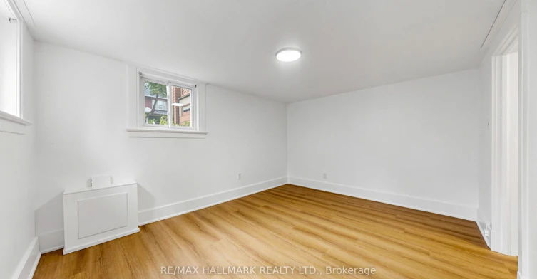 Lower Level-57 Humberside Avenue, Toronto, ON, M6P 1J6 - 4