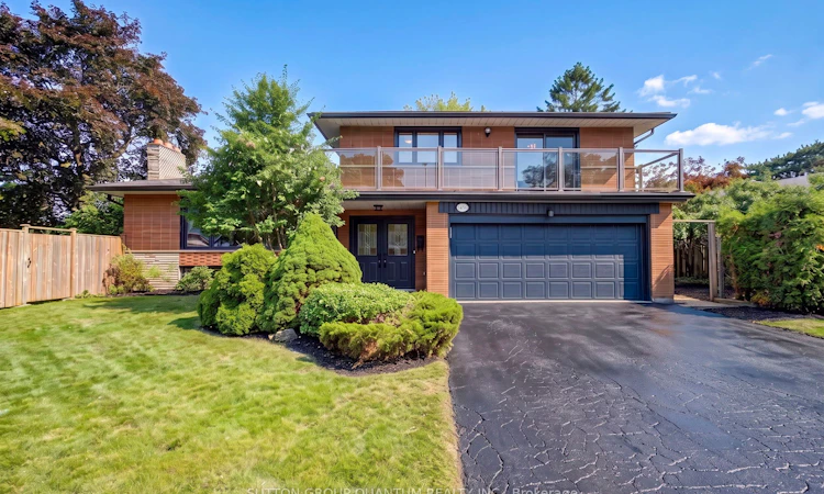 3456 Riverspray Crescent