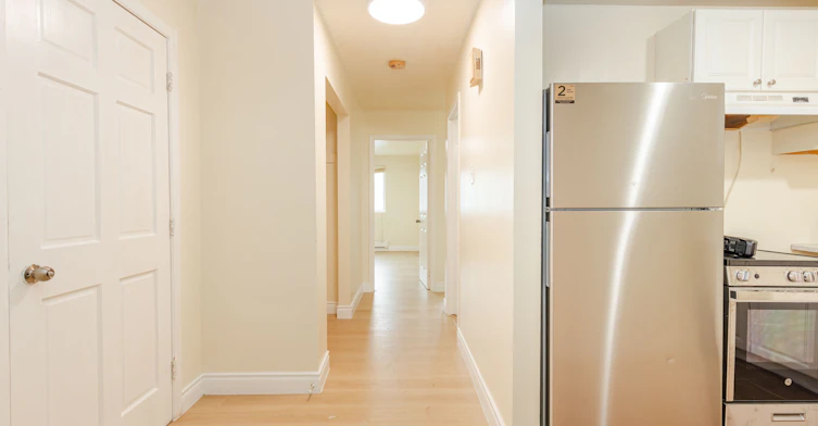 975A-975 Albion Road, Toronto, ON, M9V 1A6 - 8