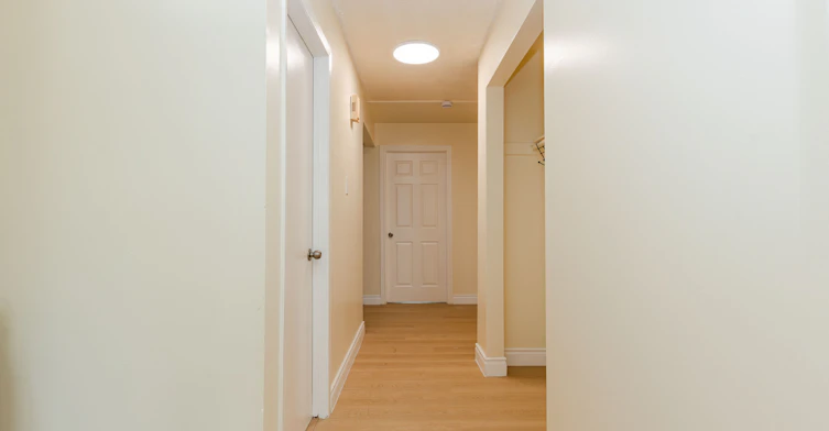 975A-975 Albion Road, Toronto, ON, M9V 1A6 - 14