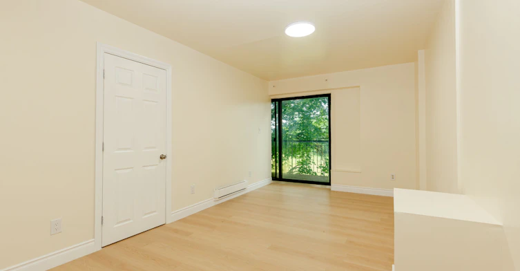 975A-975 Albion Road, Toronto, ON, M9V 1A6 - 17