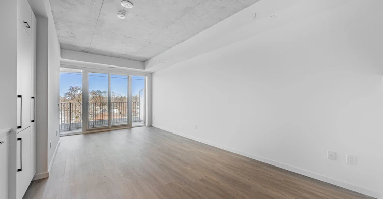 415-689 The Queensway N/A, Toronto, ON, M8Y 0C8 - 2