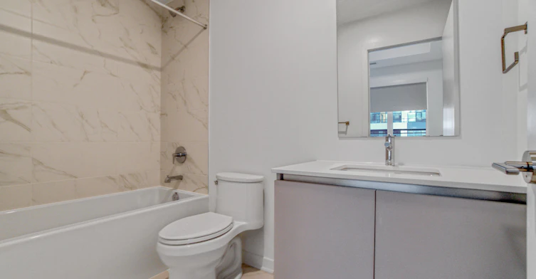 222-395 Dundas Street W, Oakville, ON, L6M 5R8 - 15