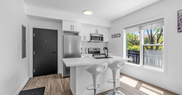 5-148 Glenlake Avenue, Toronto, ON, M6P 1E7 - 9