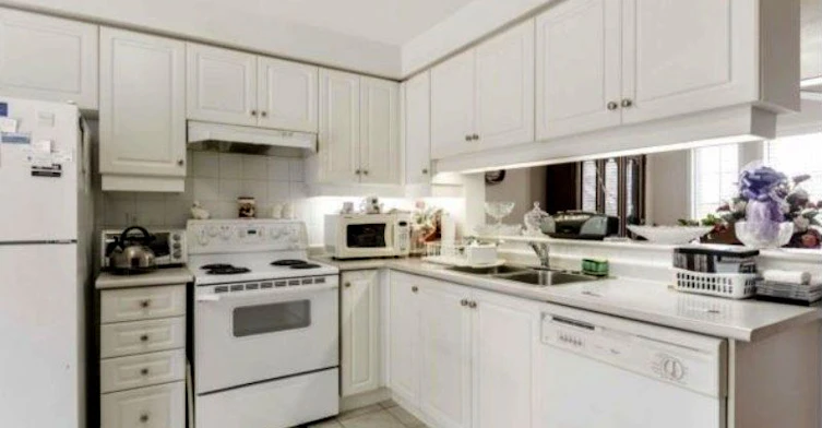 1565 Woodhenge Way, Mississauga, ON, L5N 7S9 - 6