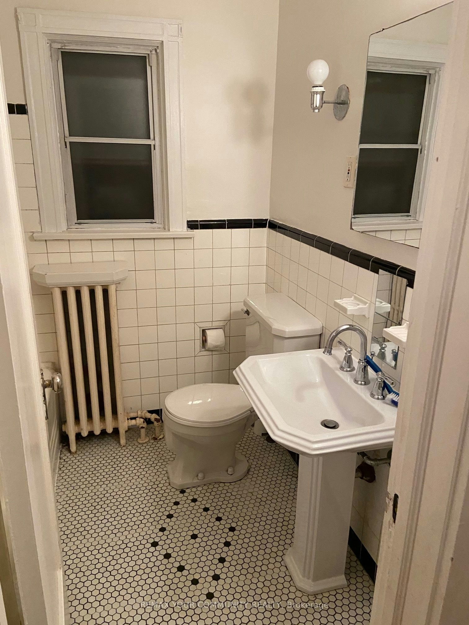 13 Tenth Street, Toronto, ON, M8V 3E7 - 26