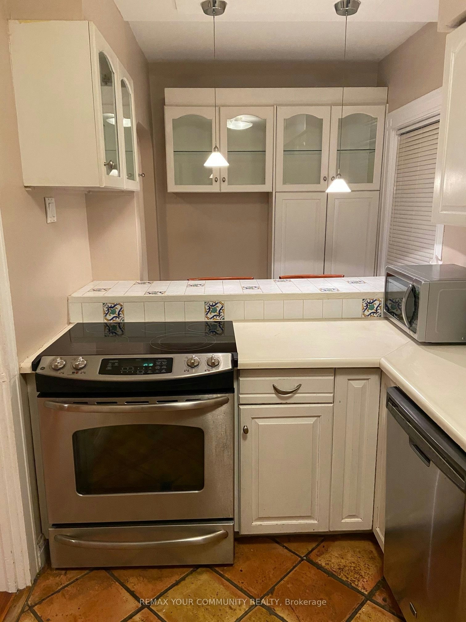 13 Tenth Street, Toronto, ON, M8V 3E7 - 13