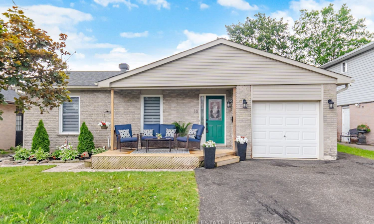 16 Brenda Boulevard