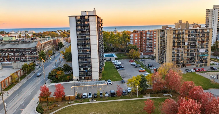 905-270 Dufferin Street, Toronto, ON, M6K 0H8 - 9