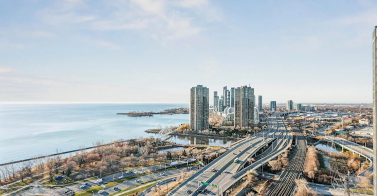 2805-103 The Queensway N/A, Toronto, ON, M6S 5B3 - 38