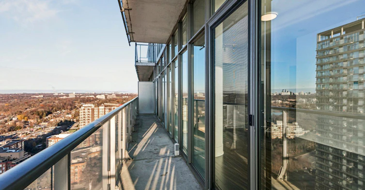 2805-103 The Queensway N/A, Toronto, ON, M6S 5B3 - 36