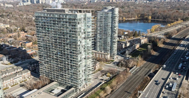 2805-103 The Queensway N/A, Toronto, ON, M6S 5B3 - 46